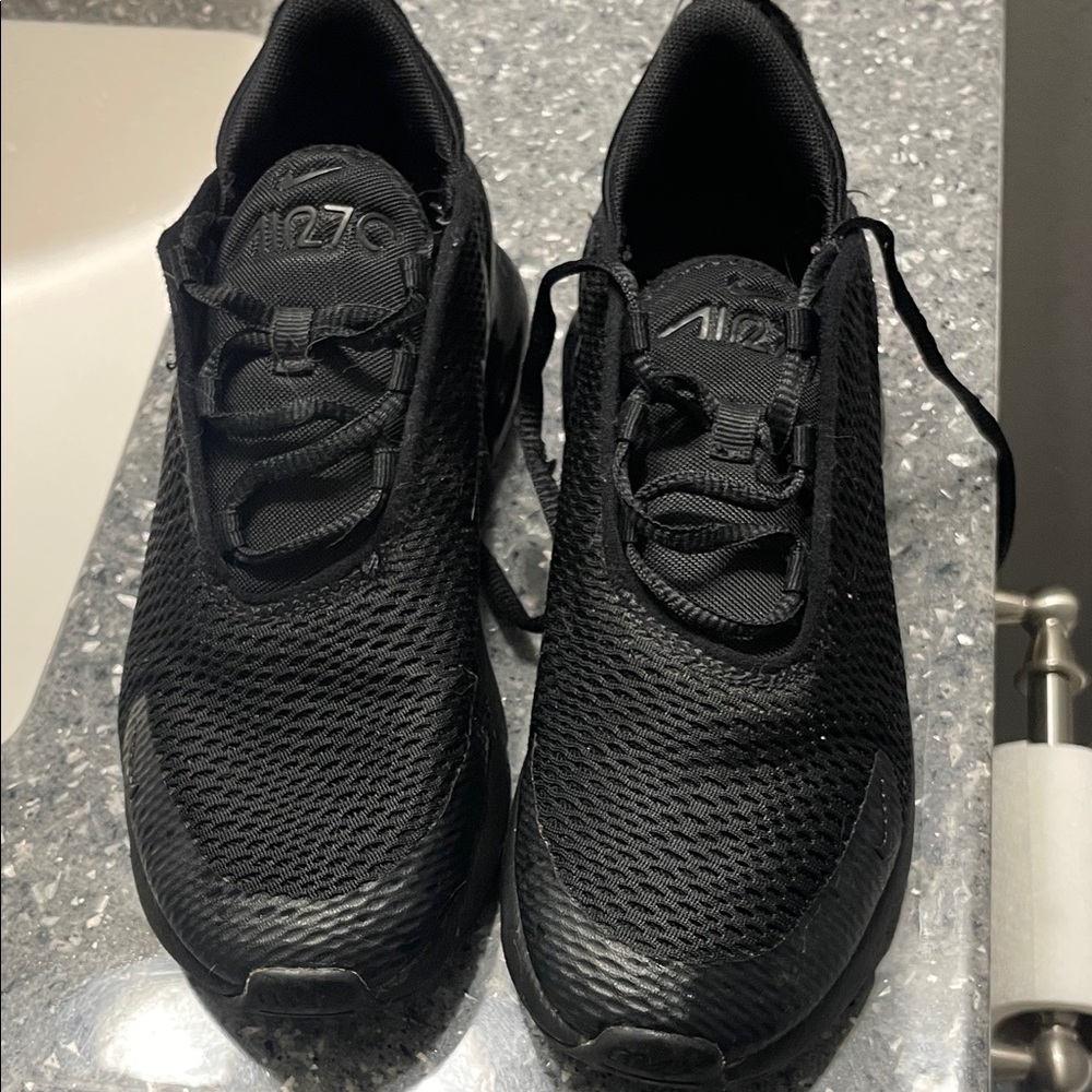 Nike Air 270 Black Sneakers little Kids sz 2.5